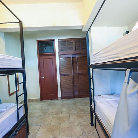 Sohla Rooftop Hostel ซานฮวนเดลซูร์ ภายนอก รูปภาพ